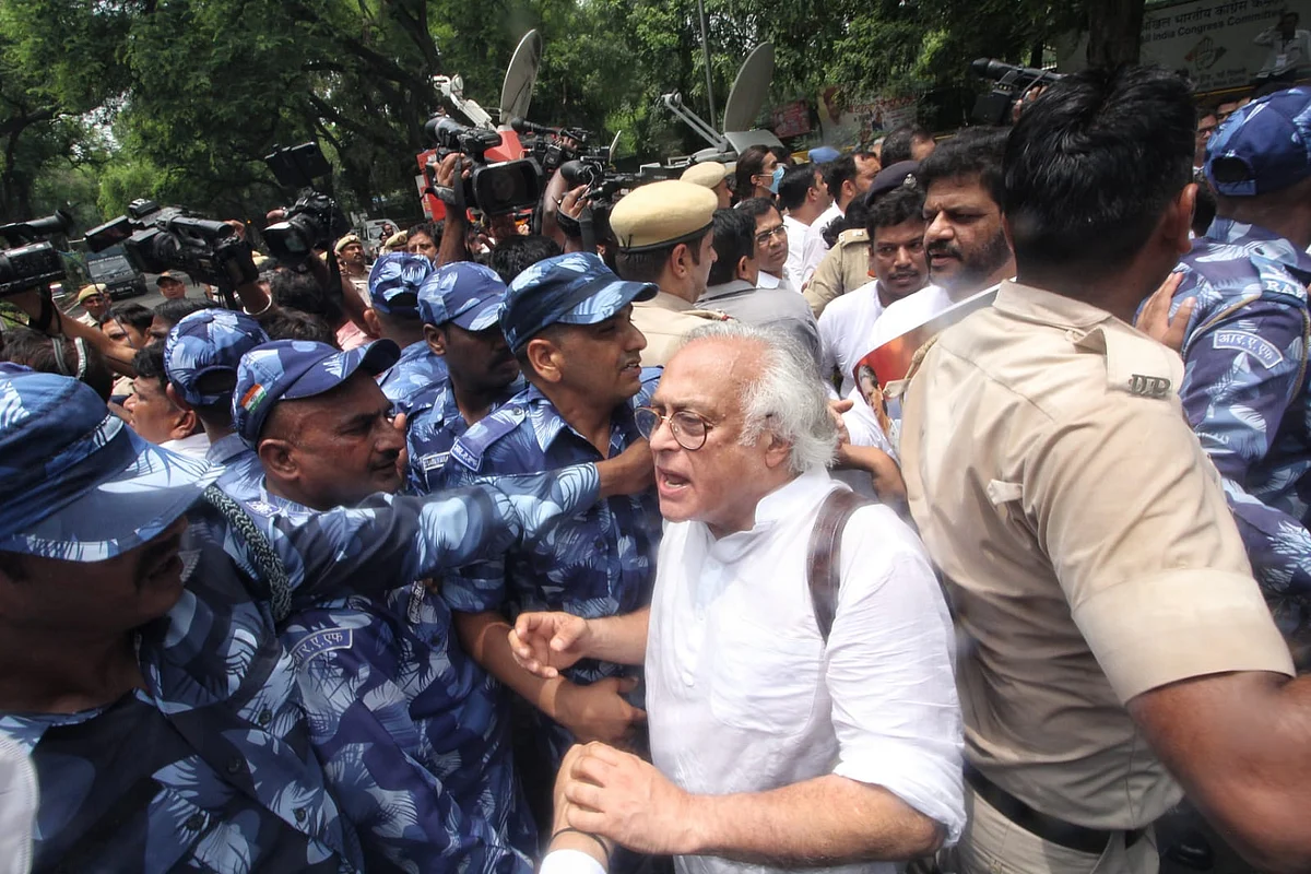 सोनिया गांधी को ईडी दफ्तर बुलाकर क्या मोदी सरकार ने राजनीतिक गलती कर दी!