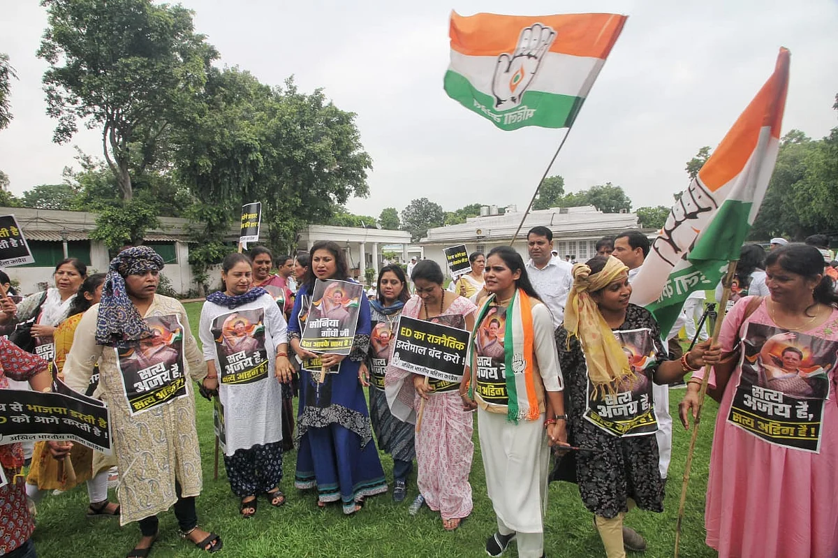 सोनिया गांधी को ईडी दफ्तर बुलाकर क्या मोदी सरकार ने राजनीतिक गलती कर दी!