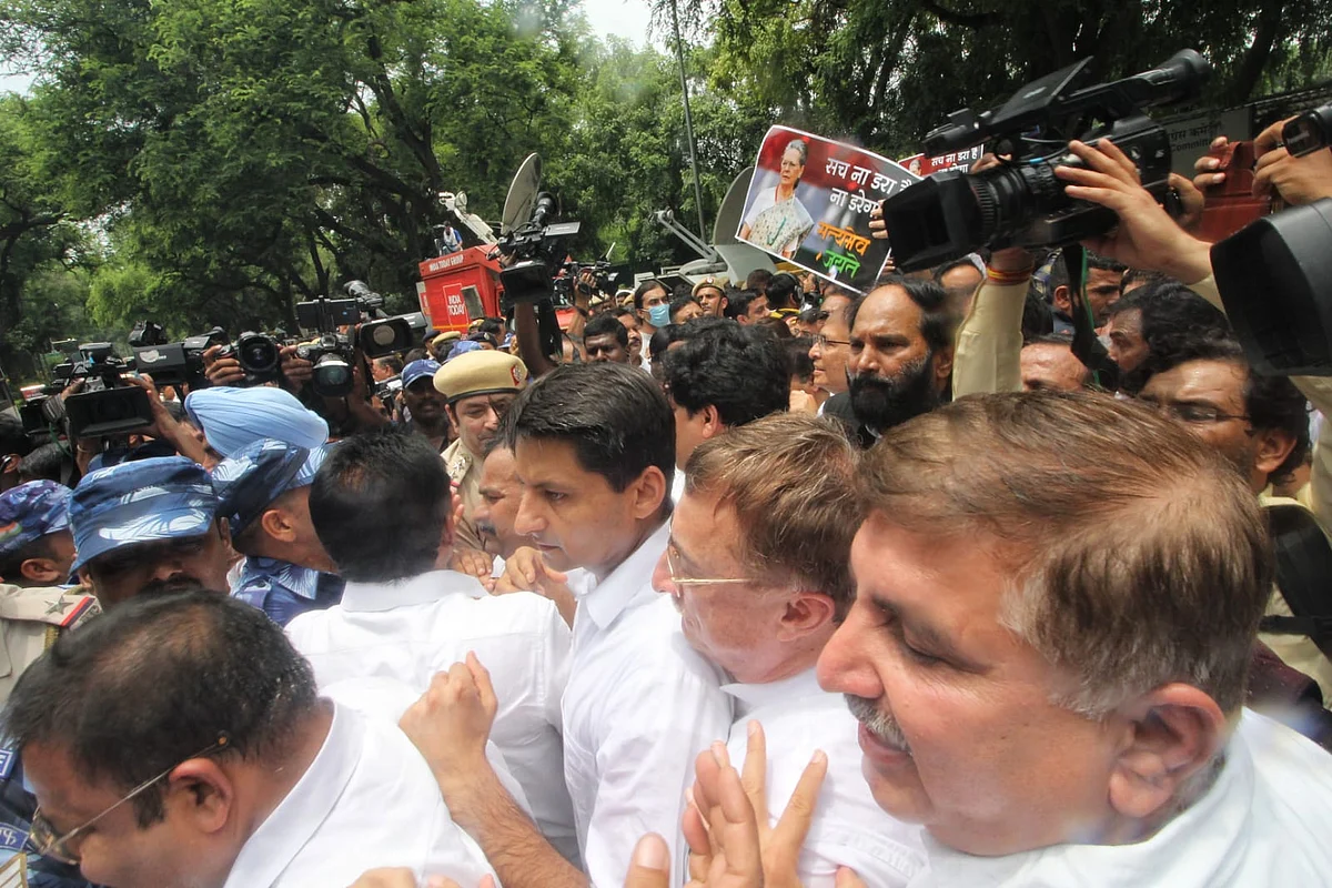 सोनिया गांधी को ईडी दफ्तर बुलाकर क्या मोदी सरकार ने राजनीतिक गलती कर दी!