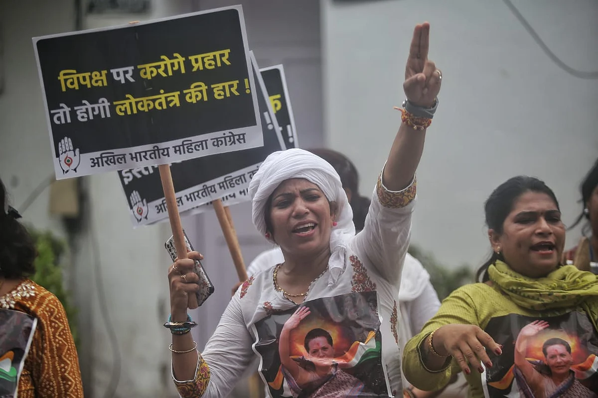 सोनिया गांधी को ईडी दफ्तर बुलाकर क्या मोदी सरकार ने राजनीतिक गलती कर दी!