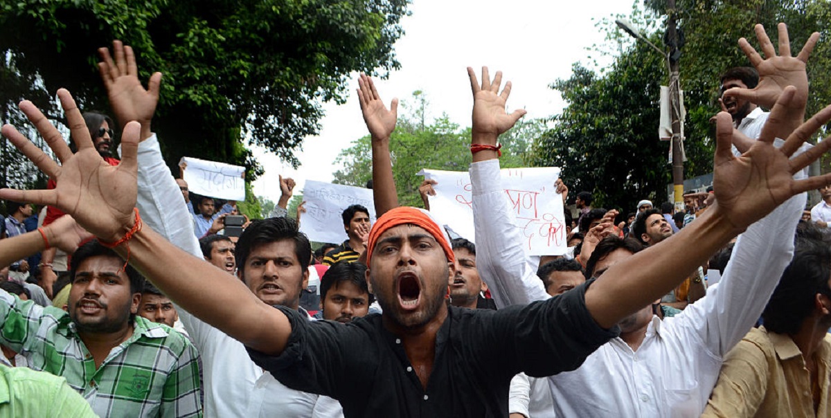 UP में लगातार हो रहे पेपर लीक कहीं साजिश तो नहीं? नौकरी न मिले ताकि युवा पूंजीपतियों के यहां श्रमिक बनकर रह जाएं!