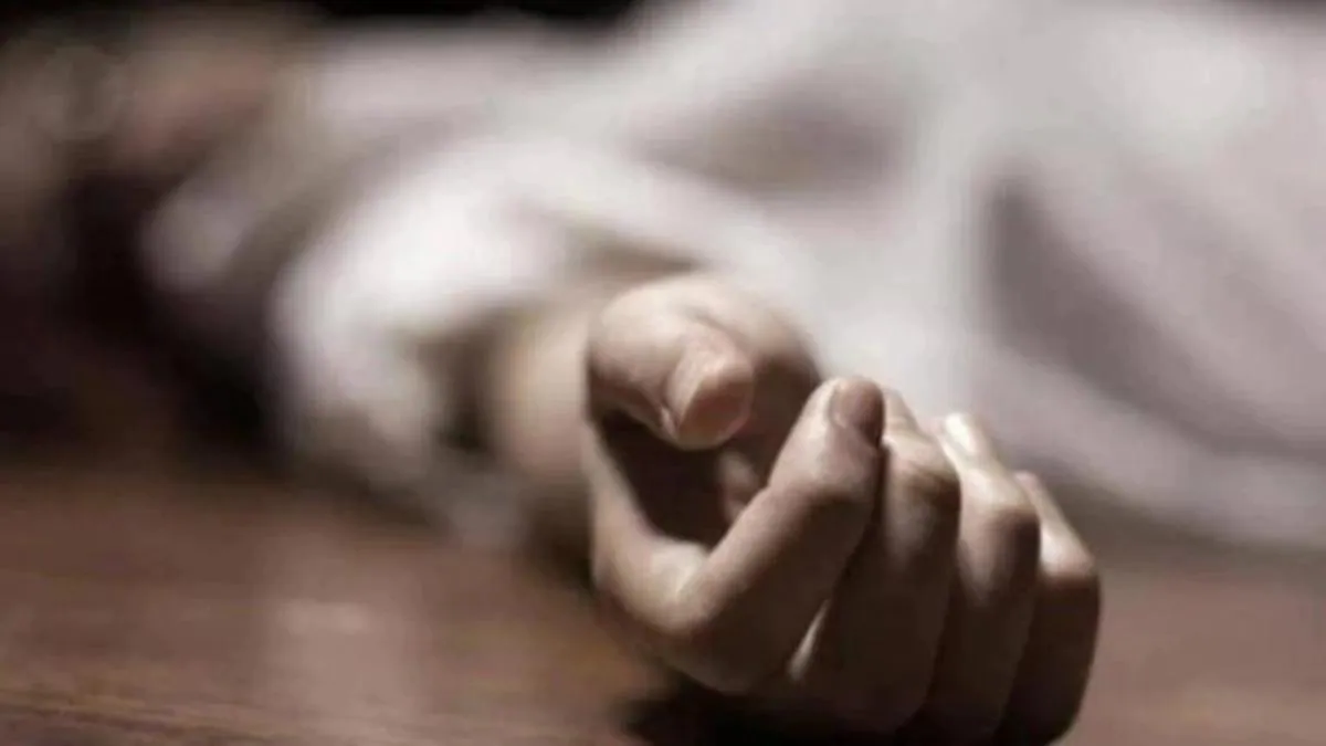 खुदकुशी करने वालों में अधिक संख्या दिहाड़ी कामगार, गृहणियों और सेल्फ इम्पलायड की, एनसीआरबी के आंकड़ों से खुलासा