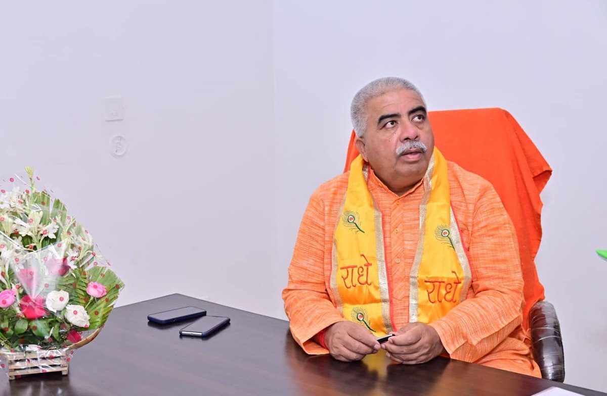 कोर्ट से सजा का आदेश लेकर भागे योगी के मंत्री सचान ने किया समर्पण, जमानत पर हुए रिहा