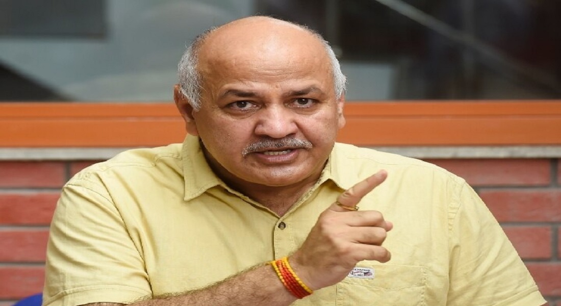 CBI के लुकआउट नोटिस पर सिसोदिया बोले- ये क्या नौटंकी है मोदीजी? खुलेआम दिल्ली में घूम रहा हूं, बताइए कहां आना है?
