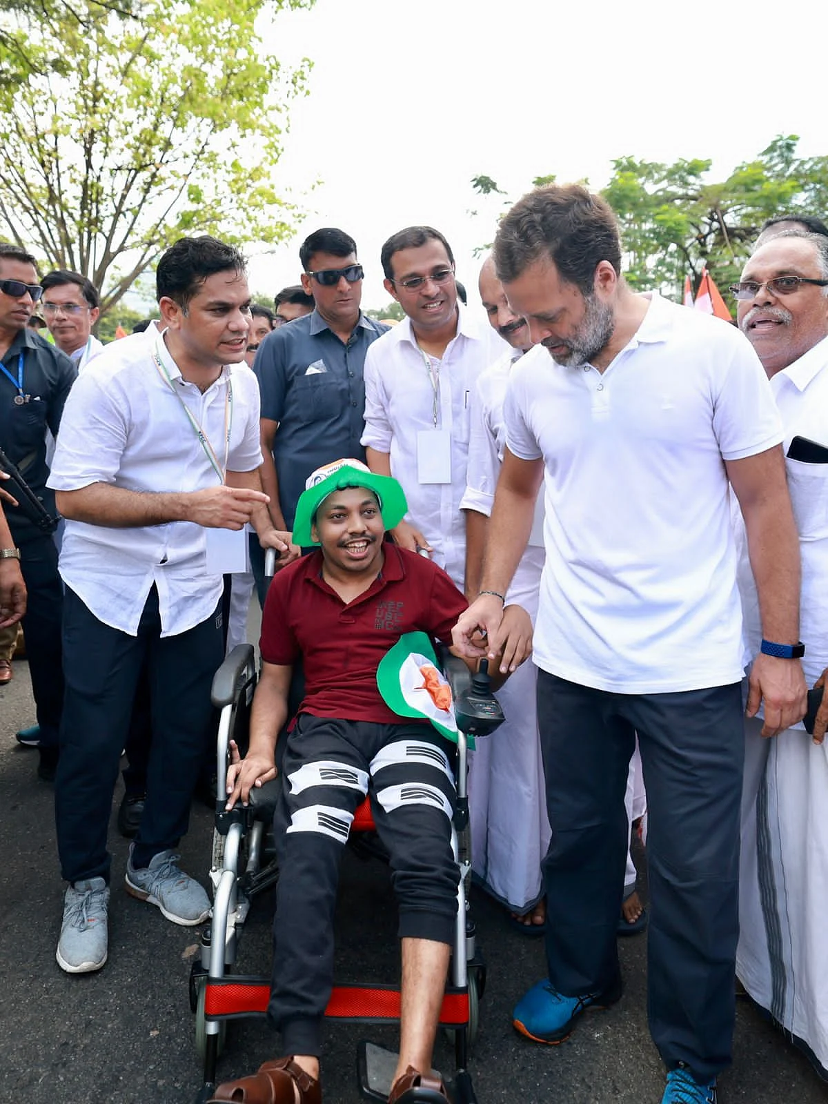 कांग्रेस की 'भारत जोड़ो यात्रा' के 14वें दिन जुड़ते भारत की दिखी अद्भुत तस्वीर