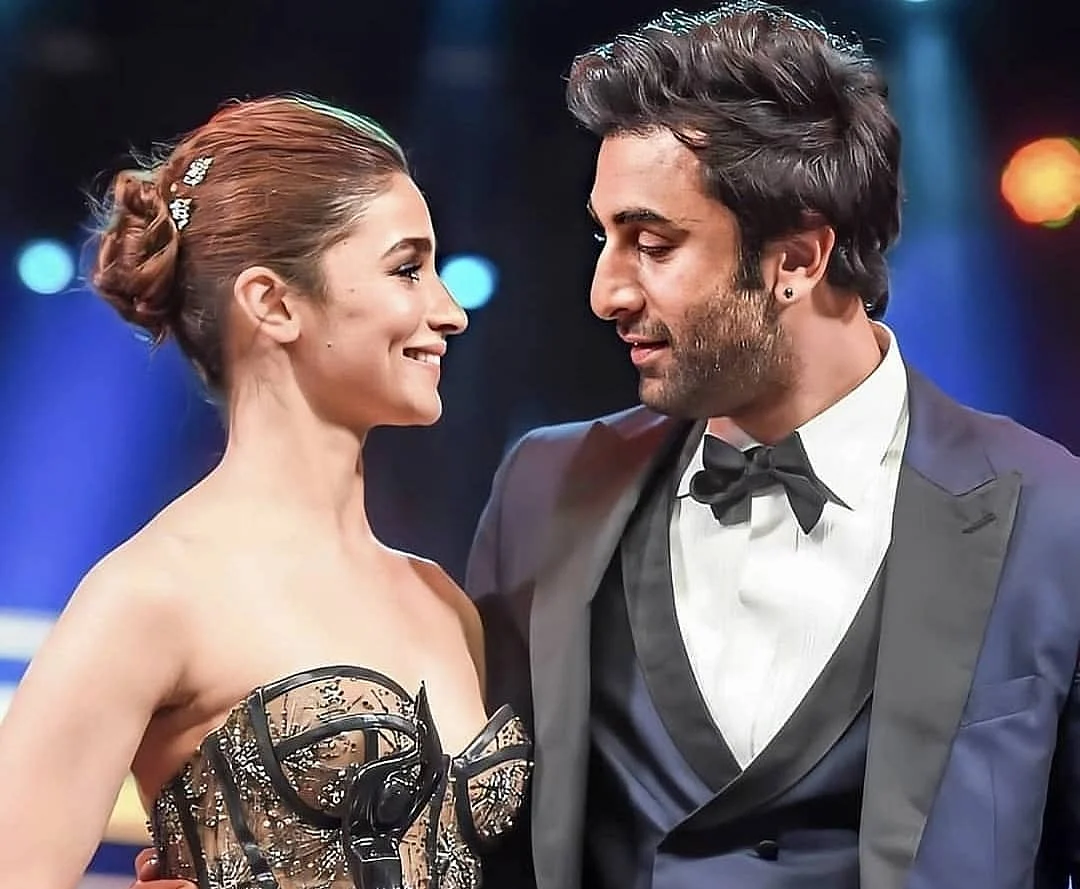सिनेजीवन: 'आशिकी 3’ में कौन होगी कार्तिक की लेडी लव? और रणबीर कपूर ने इस फिल्म को बताया आलिया का बेस्ट