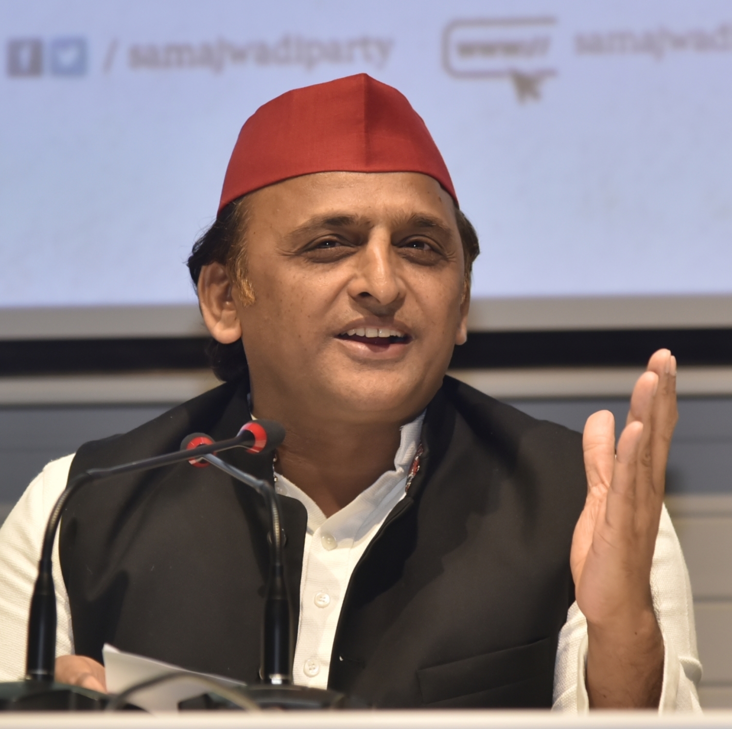 महिला उत्पीड़न के मामलों पर न हो राजनीति, एक साथ आवाज उठाए सरकार और विपक्ष : अखिलेश