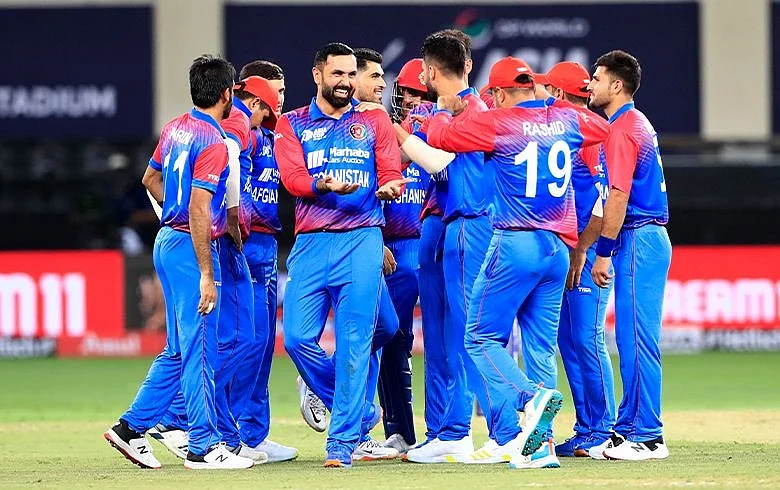 खेल की खबरें: मिनटों में बिक गए भारत-पाक T20 विश्वकप मैच के सभी टिकट और इस भारतीय हॉकी खिलाड़ी ने लिया संन्यास