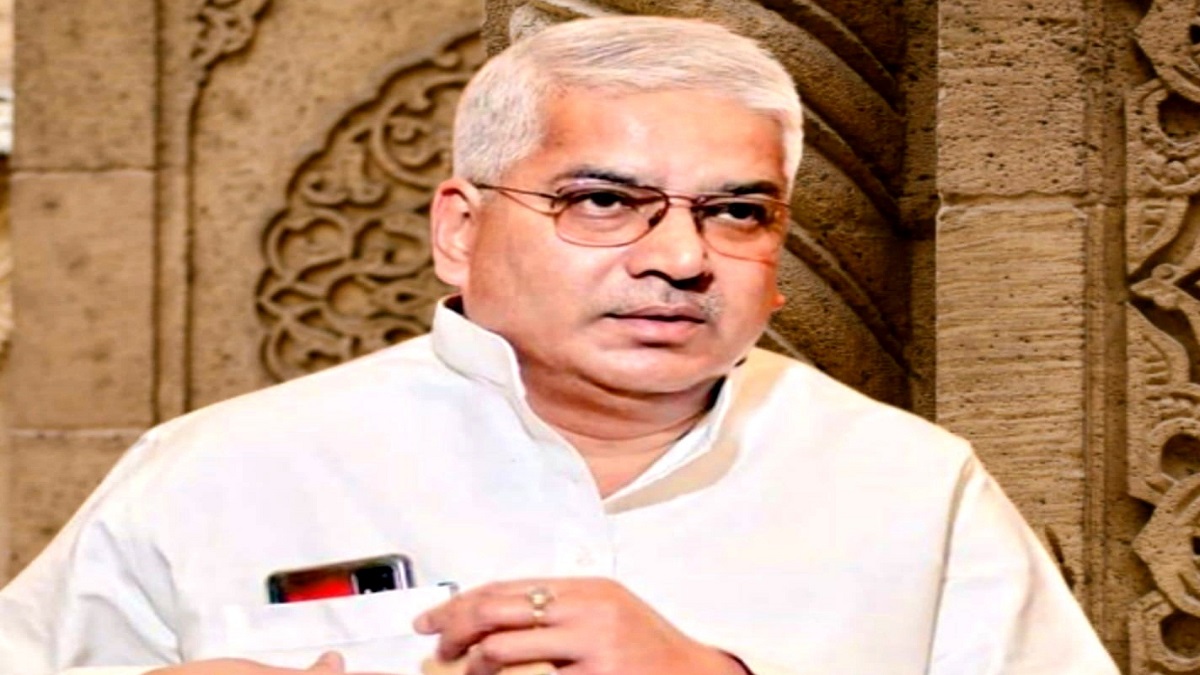UP: योगी के मंत्री ने चुनाव आचार संहिता उल्लंघन मामले में भरा 500 रुपये का जुर्माना और हो गए बरी