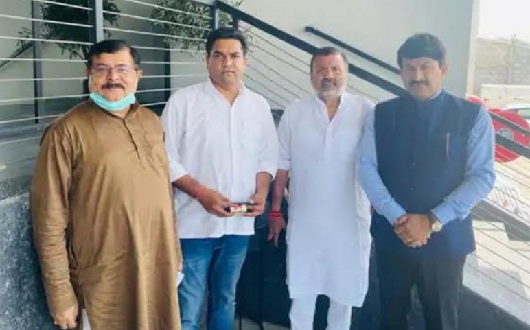 देवघर एयरपोर्ट पर BJP सांसद ने जबरन लिया क्लीयरेंस! निशिकांत, मनोज तिवारी सहित 9 के खिलाफ FIR दर्ज