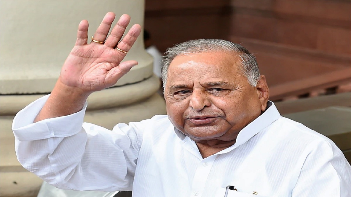 मुलायम सिंह यादव का सैफई में आज अंतिम संस्कार, थोड़ी देर में मेला ग्राउंड में अंतिम दर्शन के लिए रखा जाएगा पार्थिव शरीर