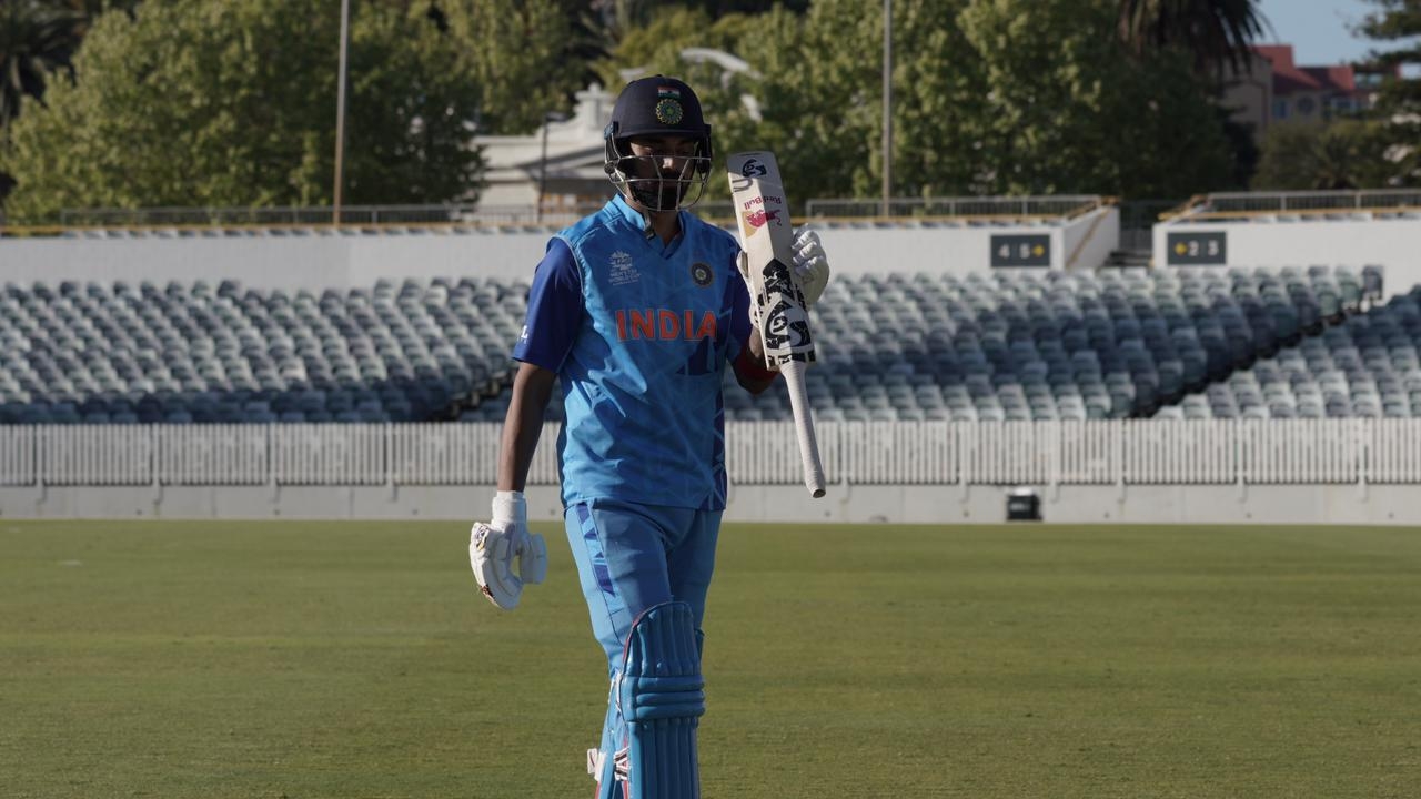 टीम इंडिया के टी-20 विश्वकप की तैयारियों को बड़ा झटका, पर्थ में जो कुछ भी हुआ उसे जल्द से जल्द भूलना चाहेंगे रोहित!