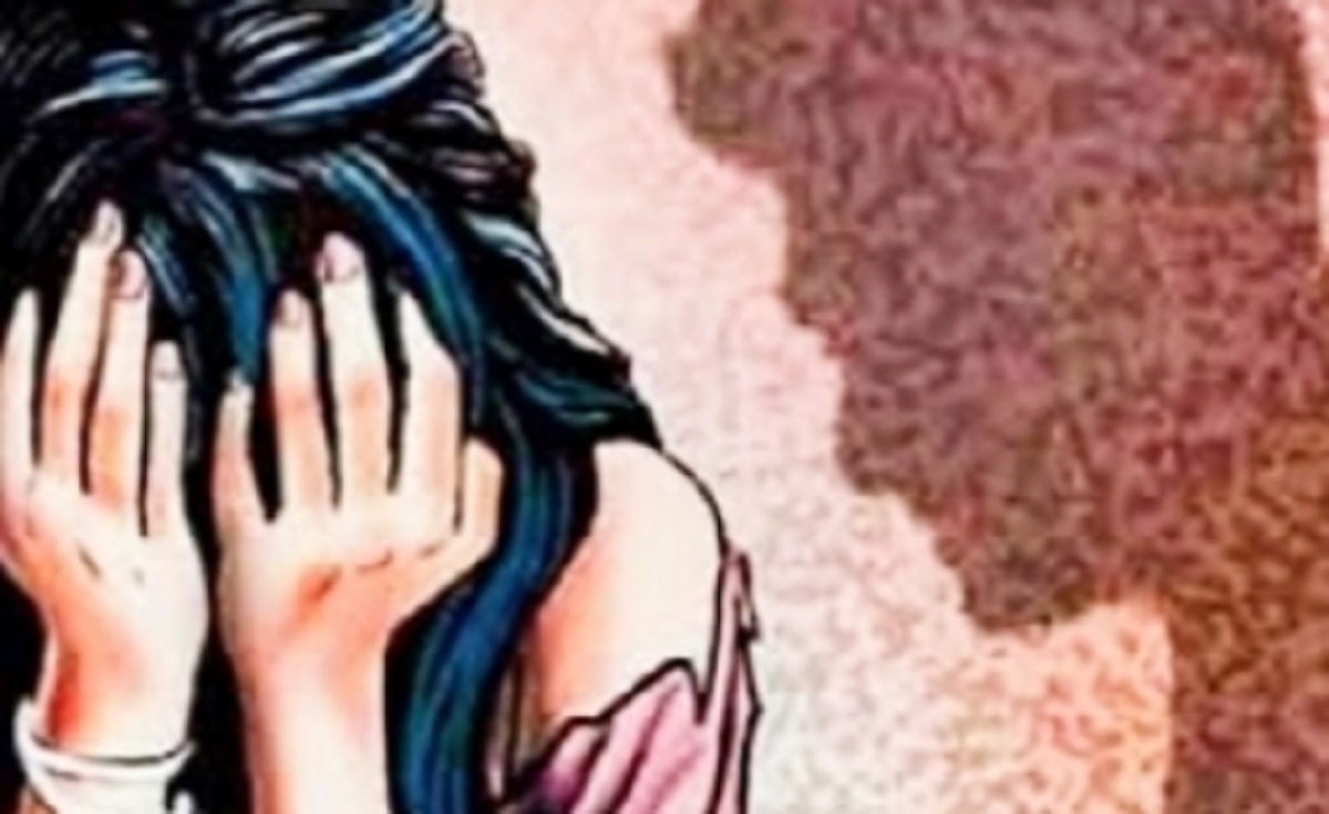योगी सरकार में शर्मसार करने वाली घटना! गैंगरेप पीड़िता को नहीं मिला न्याय तो की खुदकुशी, पुलिस पर लगे आरोप