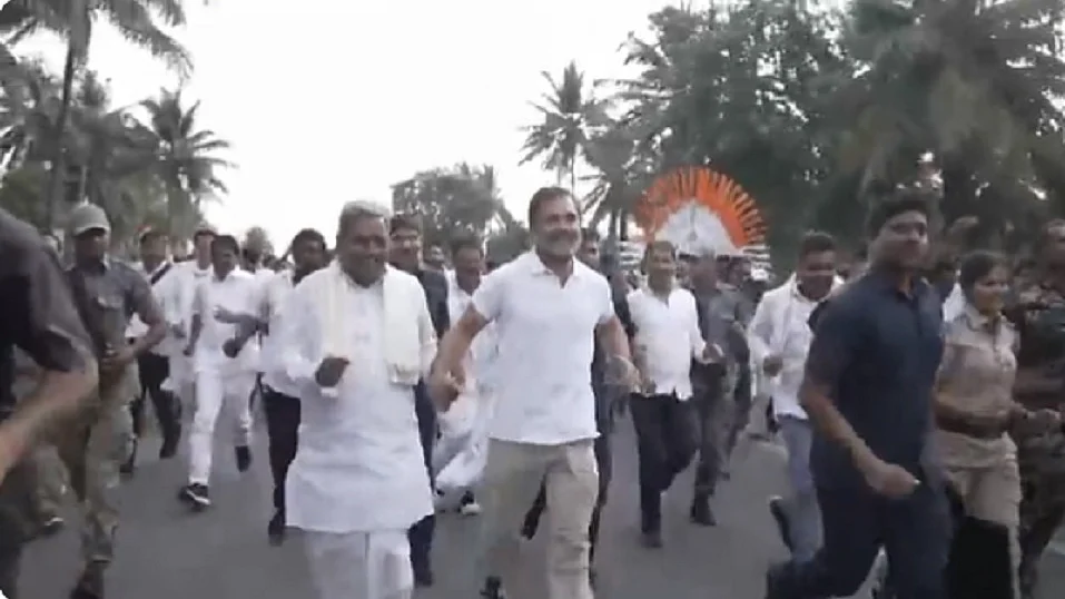 फोटोः वीडियोग्रैब