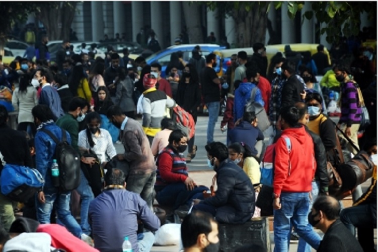 अर्थजगत की खबरेंः अक्टूबर में बेरोजगारी दर बढ़कर 7.77 प्रतिशत हुई, ट्विटर ने भारत में कर्मचारियों की छंटनी की