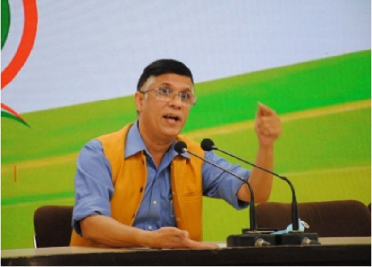 प्रधानमंत्री की सभी नियुक्तियों में उड़ाई जाती हैं संविधान की धज्जियां- कांग्रेस का चुनाव आयुक्त विवाद पर हमला