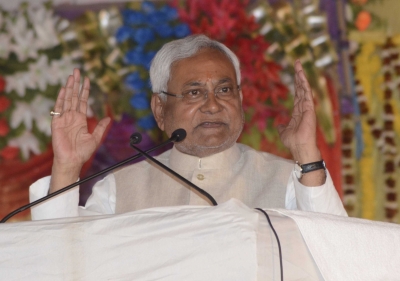 बिहार सरकार के विमान खरीदने के निर्णय पर चढ़ा सियासी पारा, CM नीतीश बोले- पहले यही लोग खरीदने को कहते थे