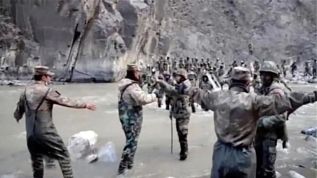 अरुणाचल प्रदेश में फिर घुसा चीन, भारतीय जवानों से झड़प, दोनों तरफ के कई सैनिक घायल