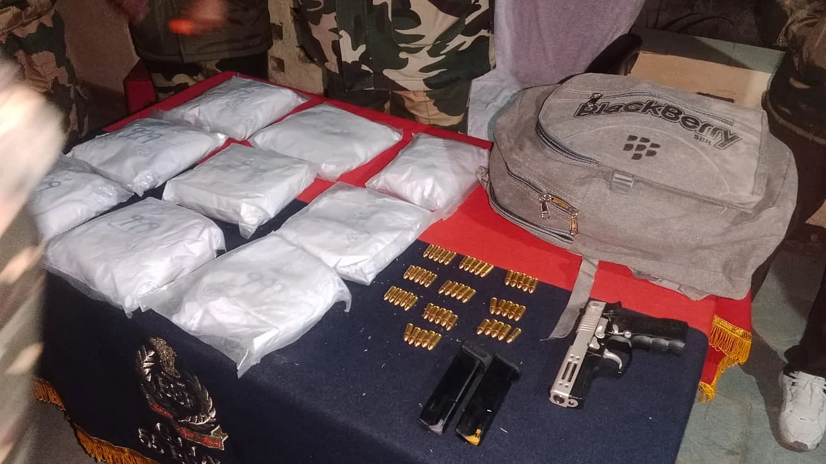 सीमा पर पाकिस्तान की 'नापाक' हरकत! ड्रोन से भेजी 25 किलो हेरोइन, BSF ने किया जब्त, करोड़ों में है कीमत