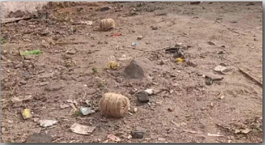 धनबाद का झरिया बम धमाकों और गोलियों से दहला, दो घरानों के समर्थकों के बीच जंग में एक दर्जन घायल