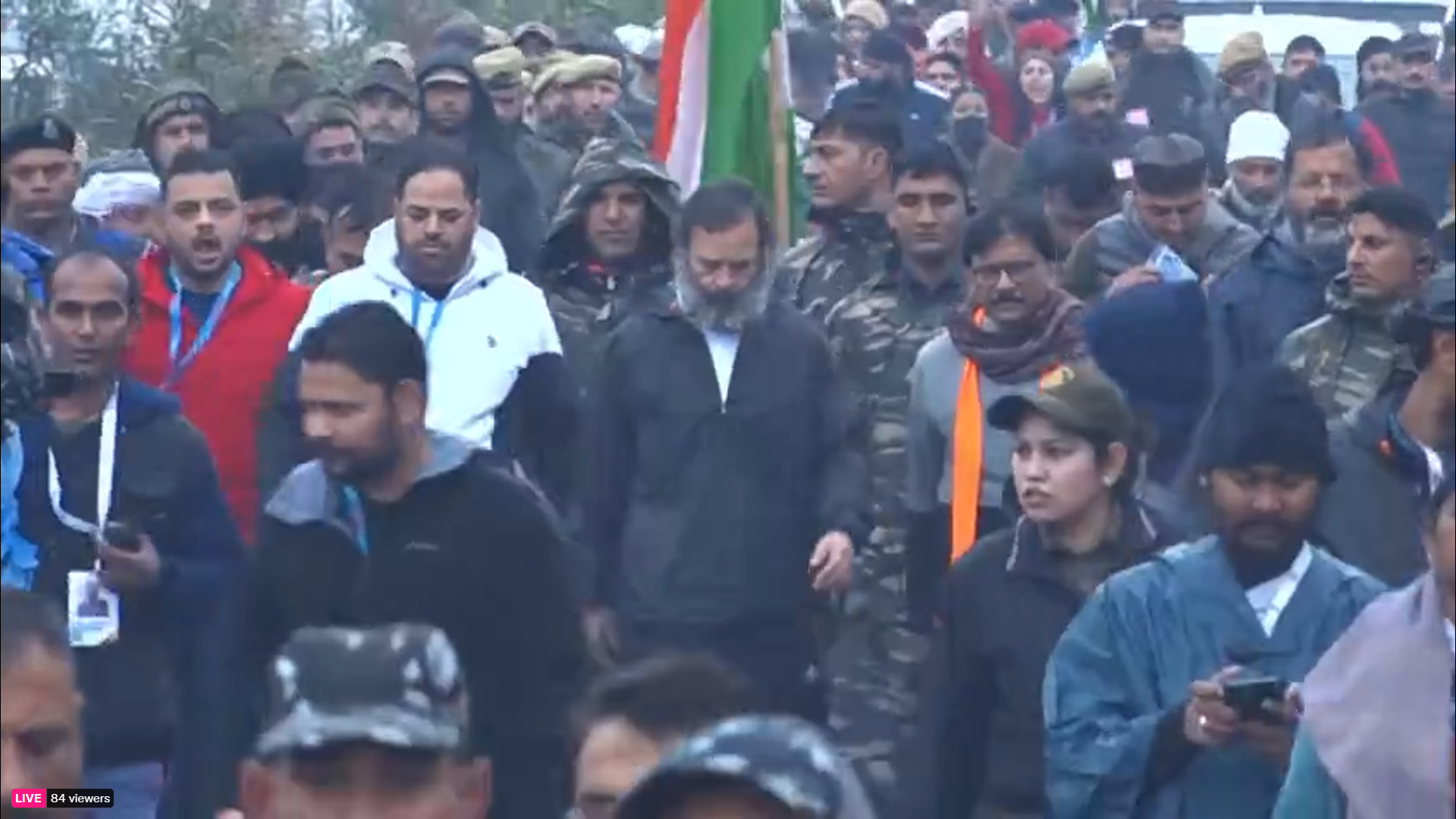 बारिश के बीच कठुआ से शुरू हुई भारत जोड़ो यात्रा, संजय राउत हुए शामिल