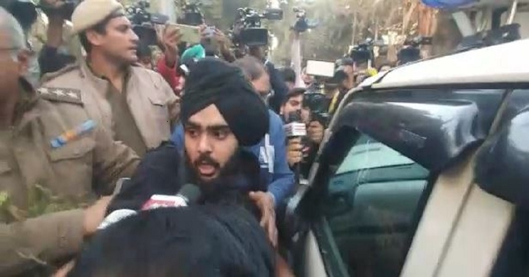 बीबीसी डॉक्यूमेंट्री पर दिल्ली यूनिवर्सिटी में बवाल, पुलिस ने 24 छात्रों को हिरासत में लिया, धारा 144 लगाई गई