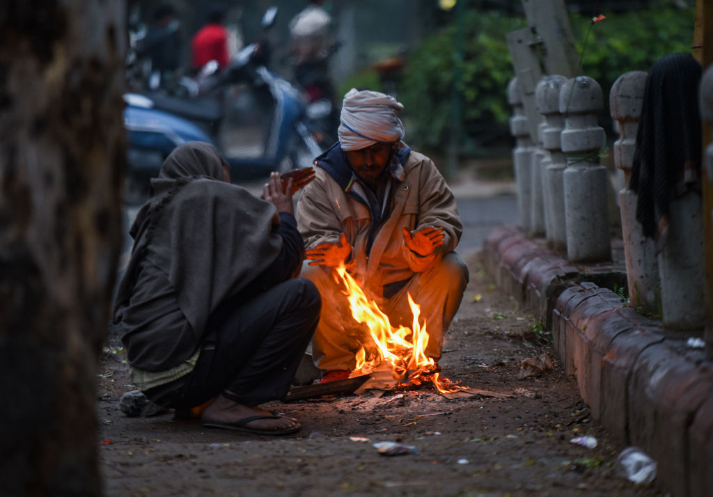 दिल्ली-NCR में ठंड का टॉर्चर! शिमला-नैनीताल से भी ज्यादा ठंड, पूरा उत्तर भारत बेहाल, शीतलहर को लेकर अलर्ट जारी