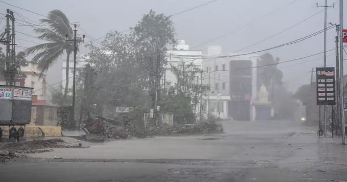 बिपरजॉय हुआ कमजोर, पाकिस्तान में टला खतरा Biperjoy becomes weak, danger averted in Pakistan