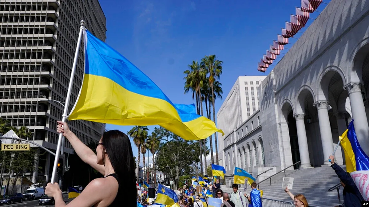 Americans Supporting Ukraine selflessly