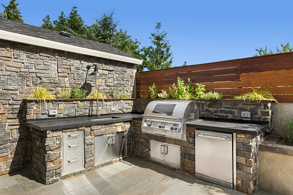 Why the Quality and Longevity of Outdoor Kitchens are Essential