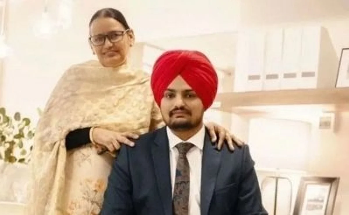 Drake pays tribute to Sidhu Moosewala and shares photo