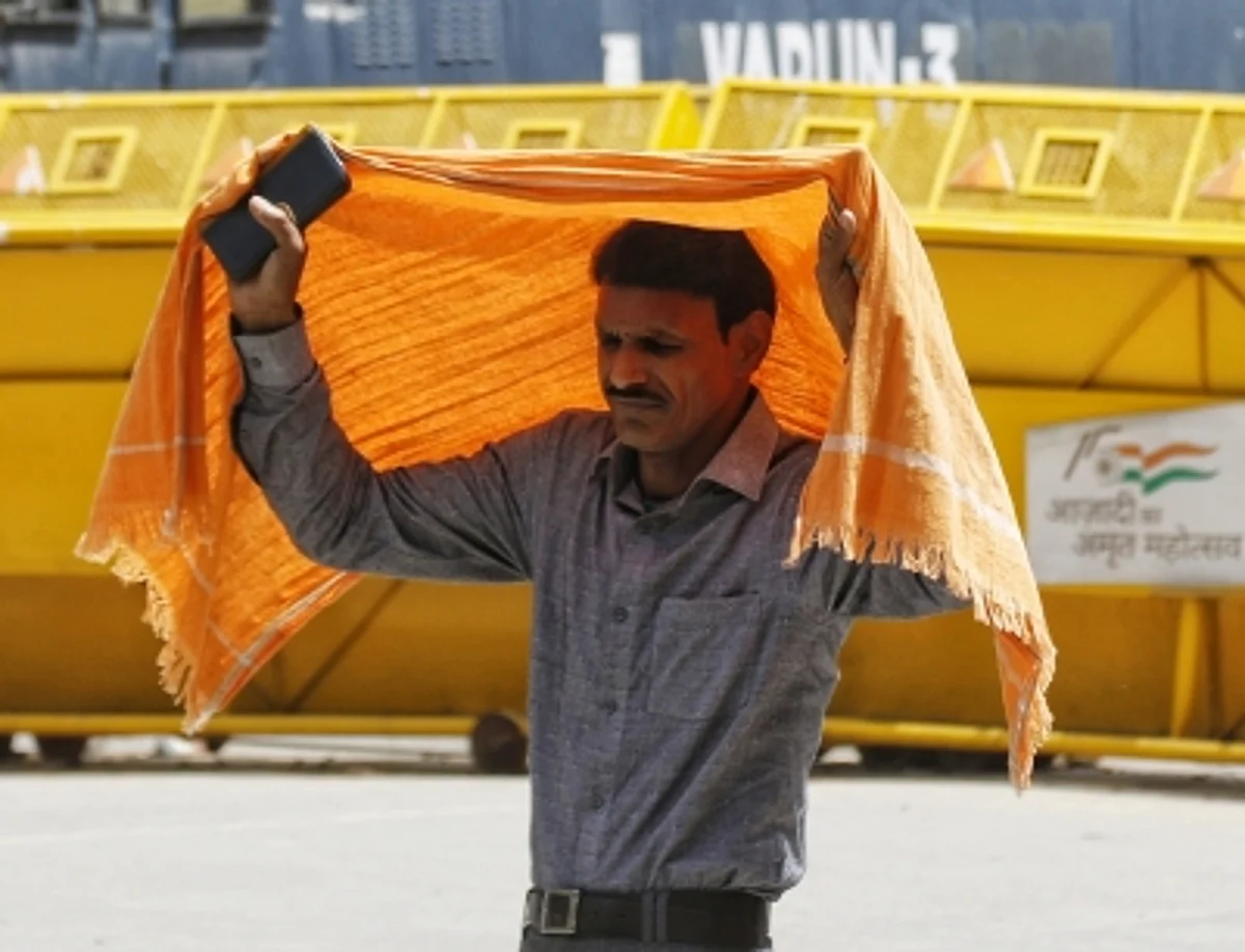 Two stations in Delhi record max temperature more than 49 degrees C