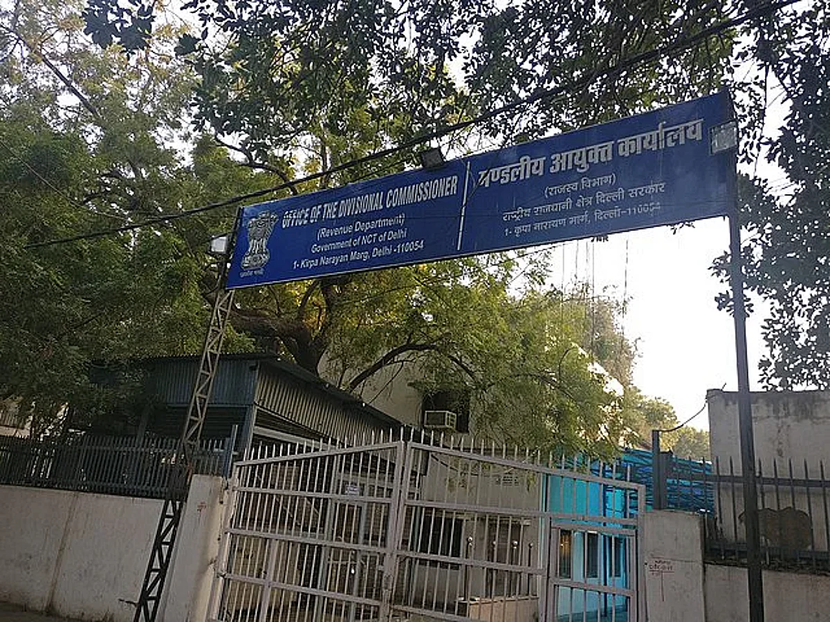 Dog walking row: IAS officer faces transfer