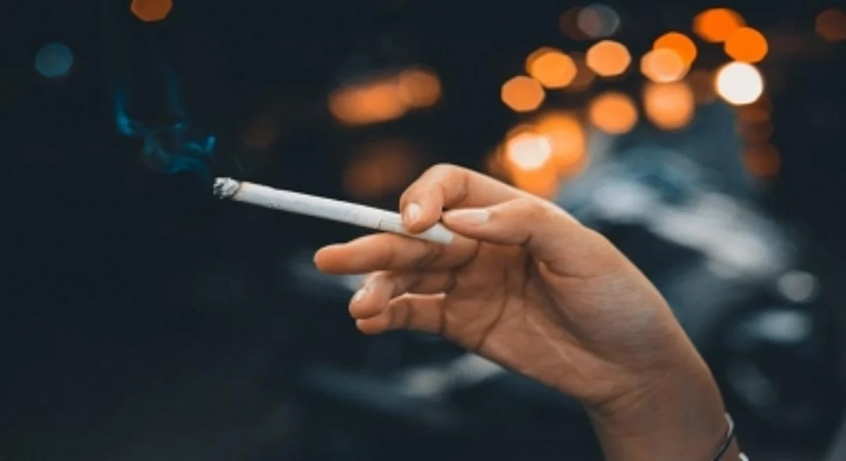 Experts say Smoking can cause serious visual loss
