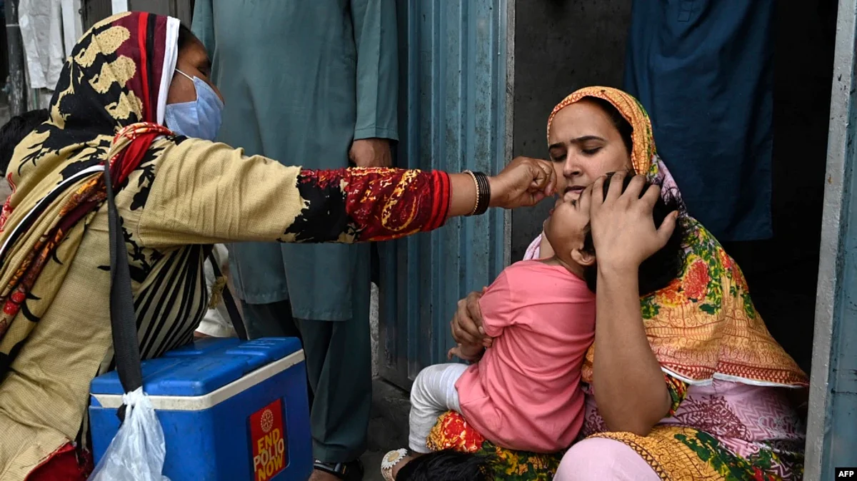 Pakistan Polio Outbreak Sets Back Global Eradication Goal