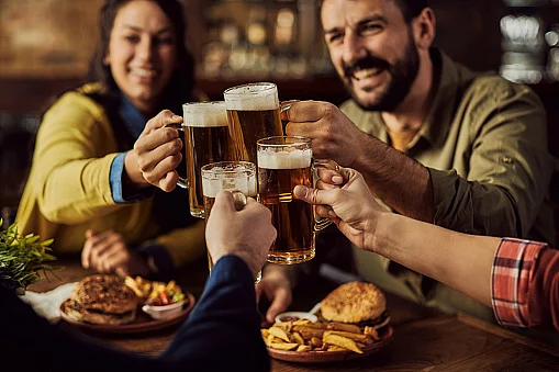 Consider drinking beer at a higher temperature. (Pixabay)