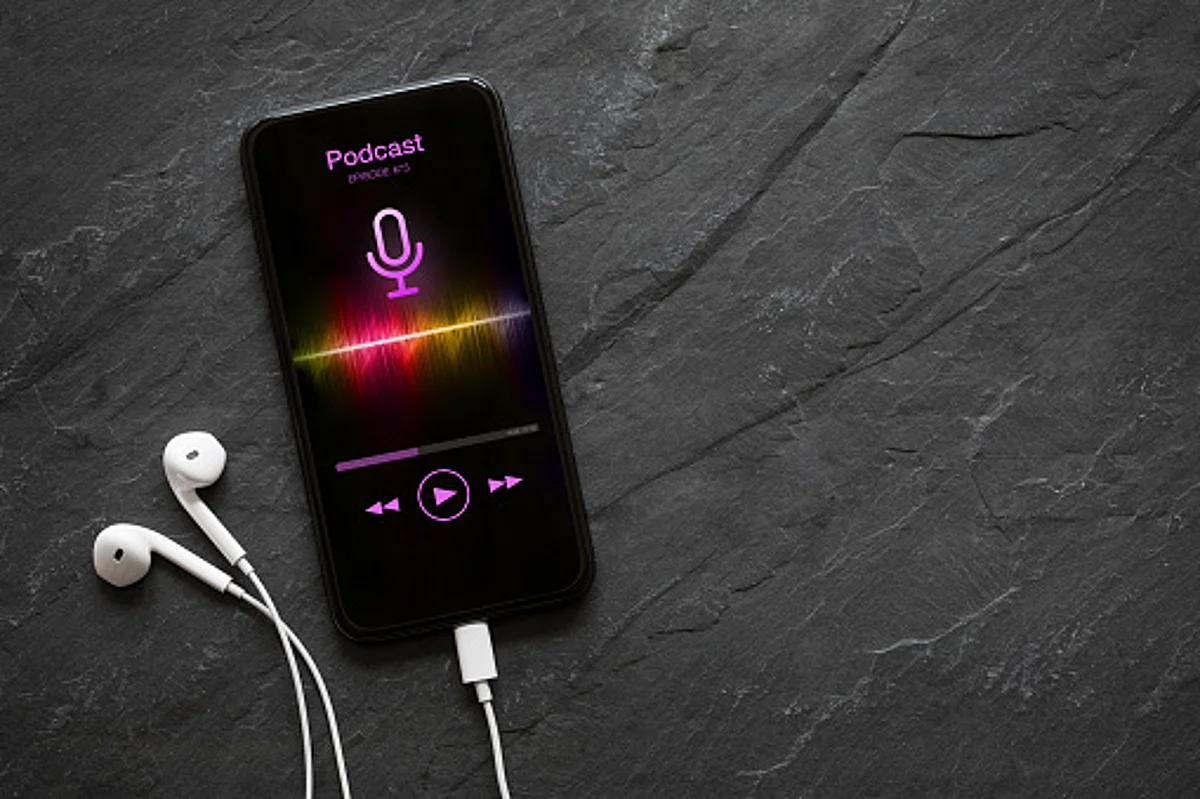 Top 5 podcasts to cure your Mental Health & ease a hard day