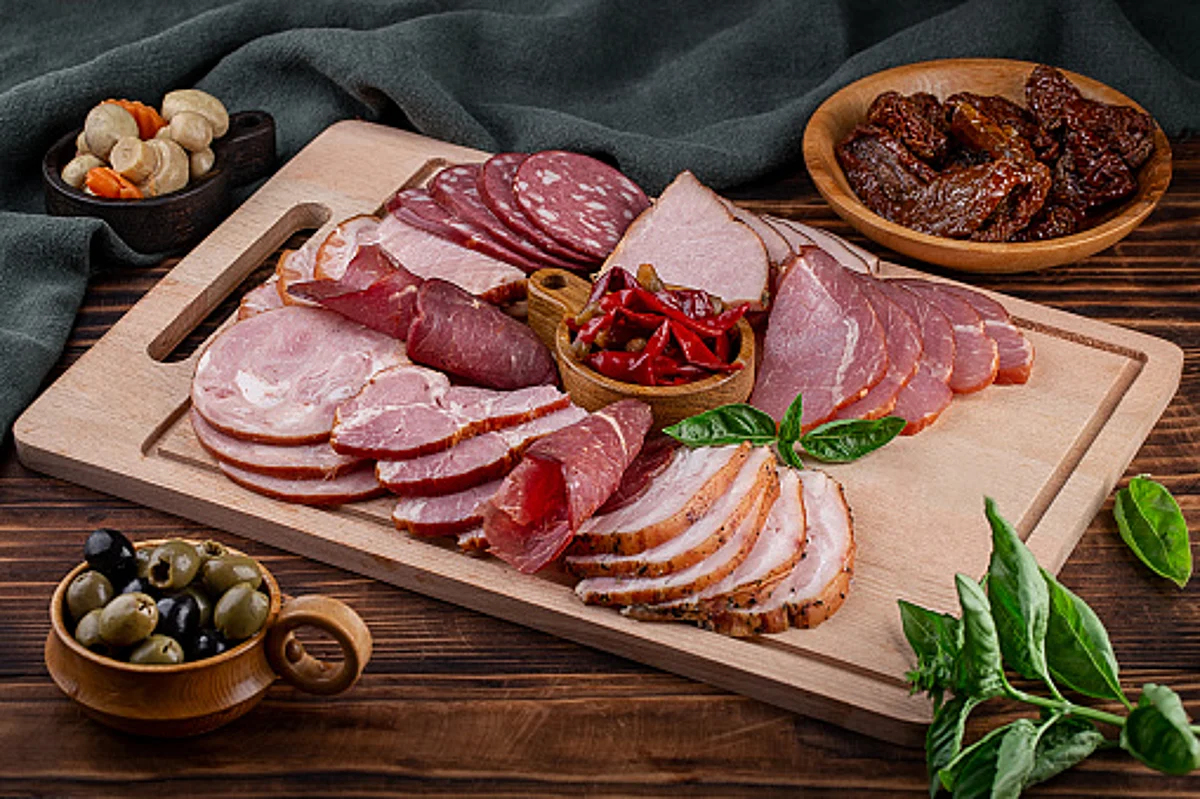 Nitrates and nitrites are a type of salts that are added to processed and cured meats to extend shelf life. (Pixabay)