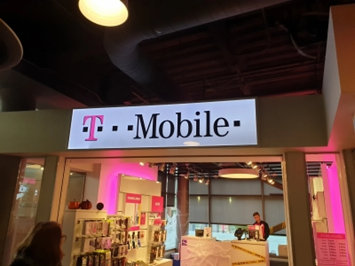 A former owner of a T-Mobile store in the US, guilty of using stolen credentials to unlock. (IANS)