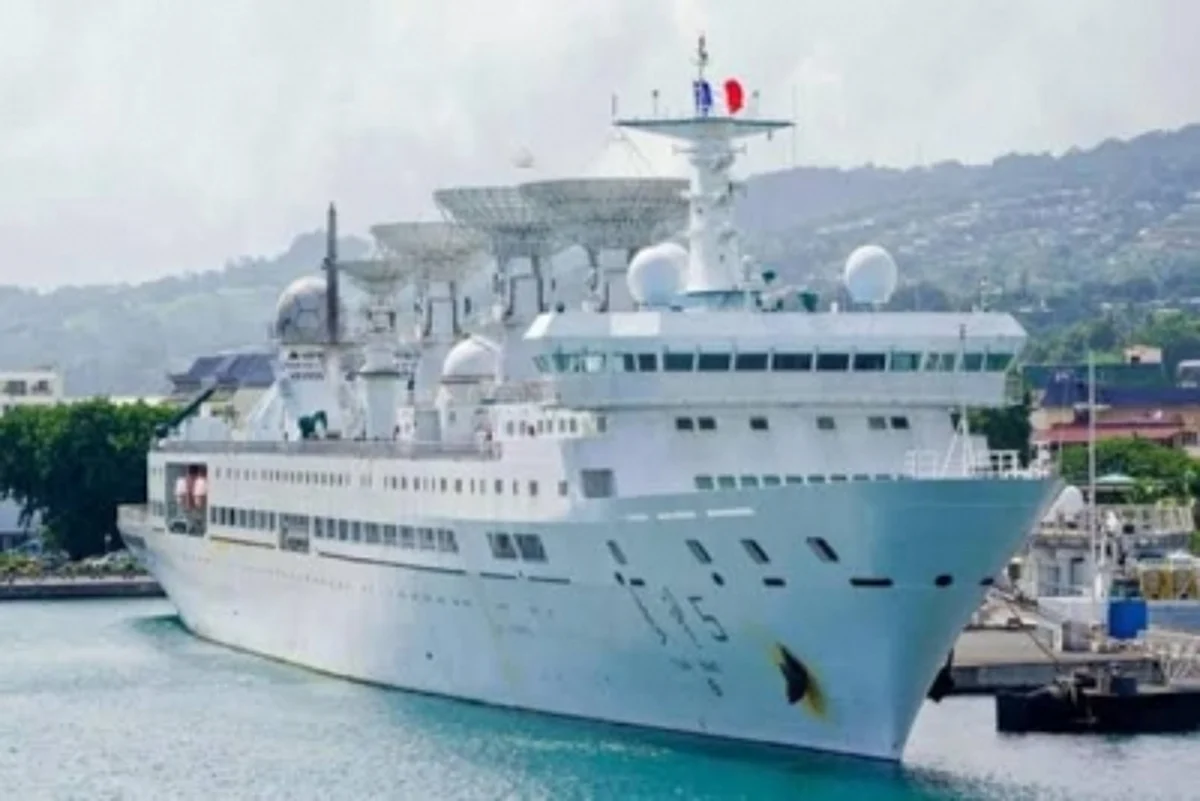 Chinese ship with ballistic missile and satellite tracking facilities. (IANS)