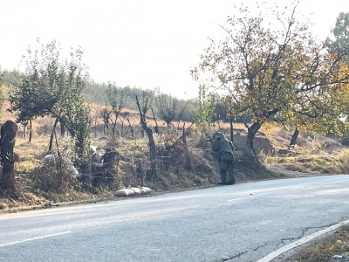 Security forces averted a major terrorist attack on Handwara-Baramulla Highway in Jammu and Kashmir.