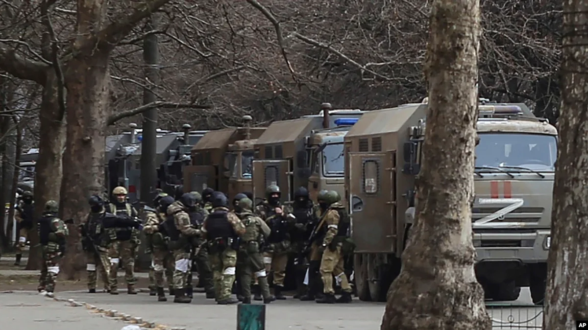 Russian troops seized Kherson in March, but now they seem to be abandoning it after several months.
