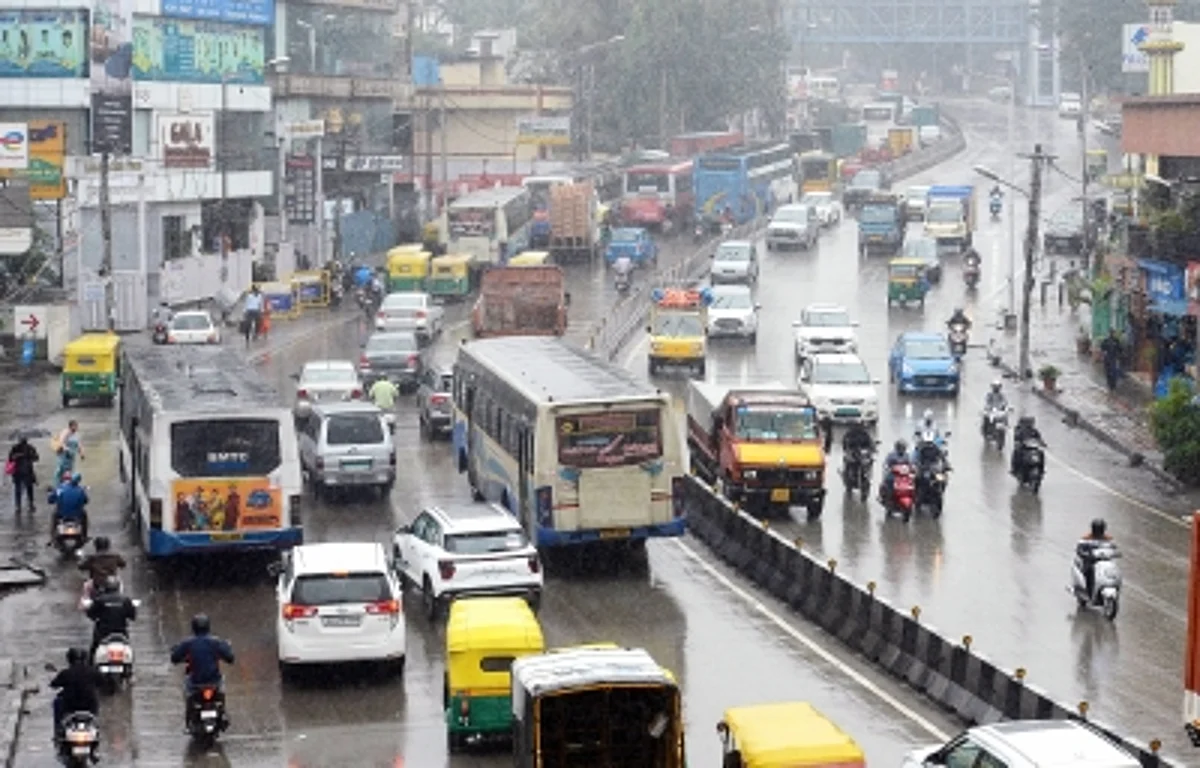 Centre to scrap over 15-year-old govt vehicles.