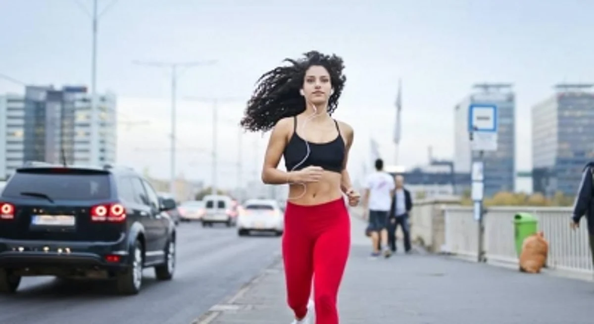 In order to keep up with our routine on days when we lack motivation, we must engage in enjoyable or simple activities.