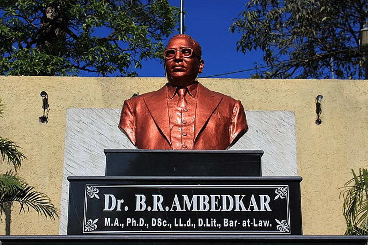 Bust of Dr. B.R. Ambedkar at Mahabaleshwar, Maharashtra (Vijay Barot- Wikimedia Commons)