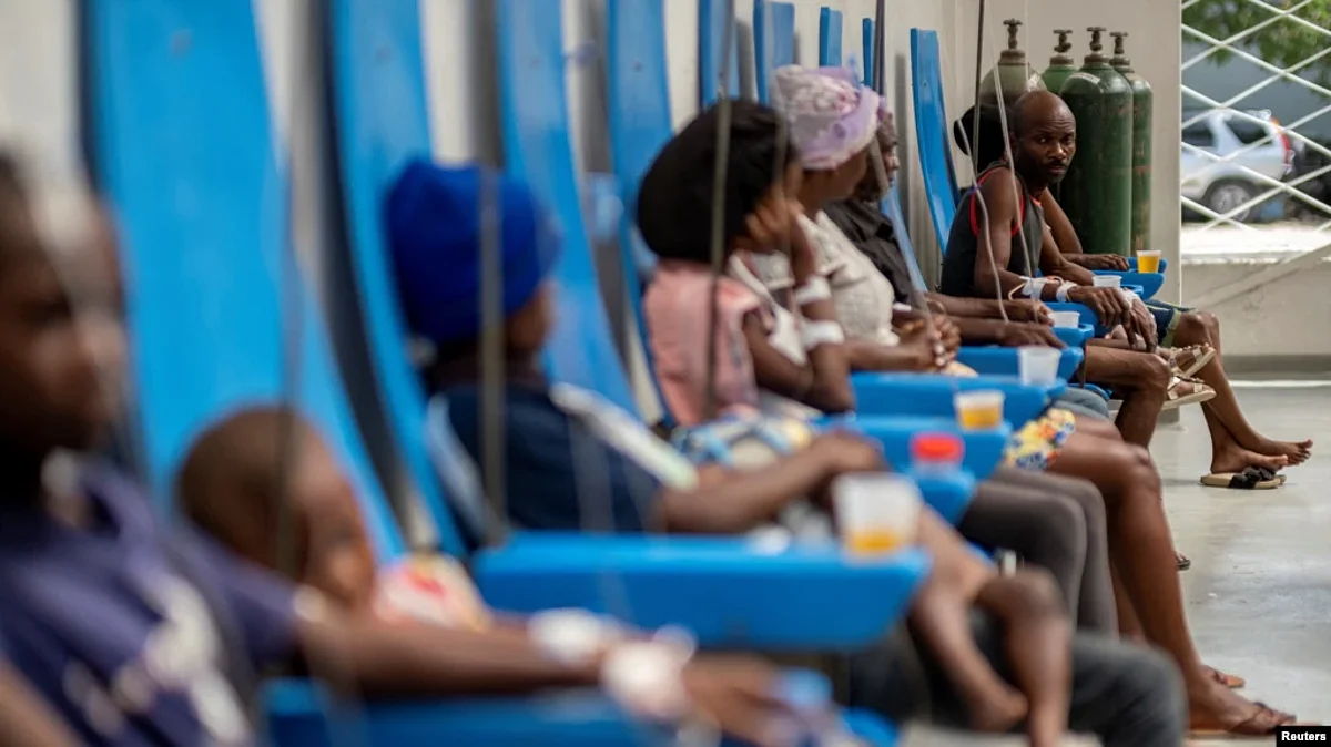 FILE - Patients receive treatment for cholera at the Gheskio Center Hospital supported by UNICEF in Port-au-Prince, Haiti, Oct. 14, 2022. (Reuters)