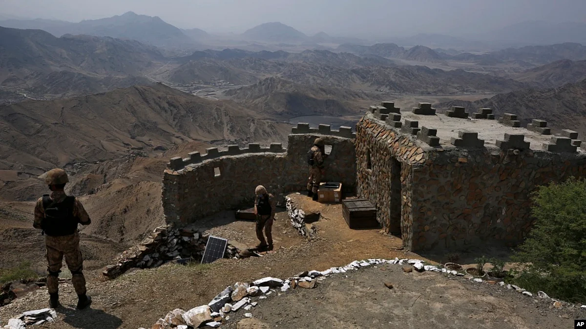 FILE - Pakistan Army troops observe the area from a hilltop post on the Pakistan-Afghanistan border in Khyber district, Pakistan, Aug. 3, 2021. (AP)