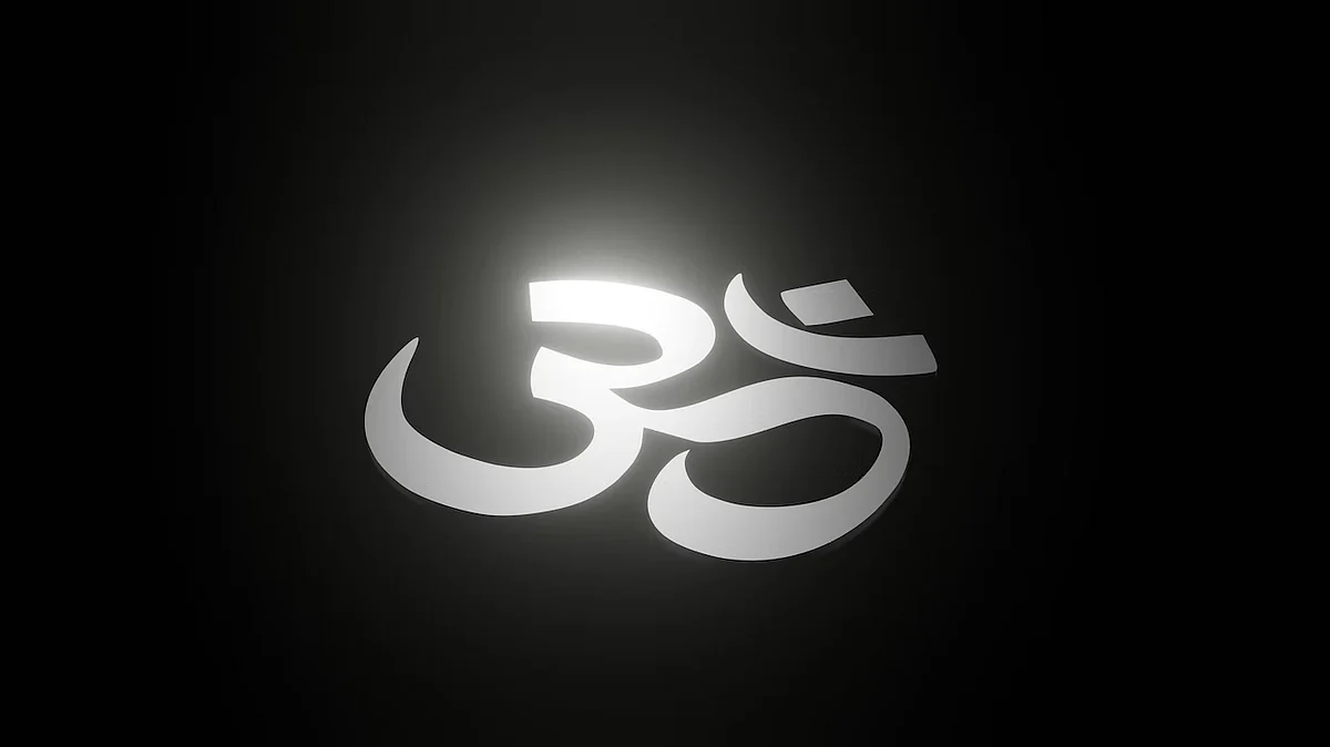 Oṁ Śhānṫi, Śhānṫi, Śhānṫihi! (Peace, Peace, Peace)