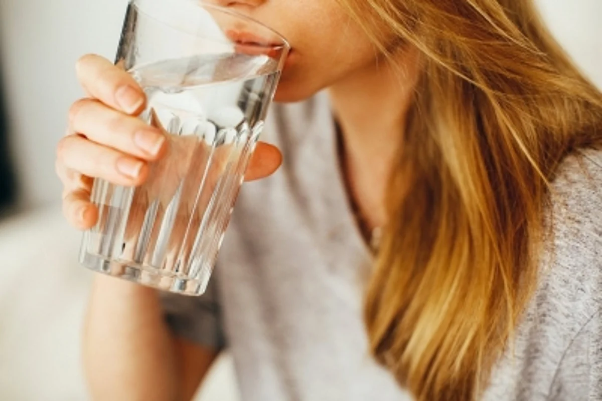 Adults who stay well-hydrated appear to be healthier. (IANS)