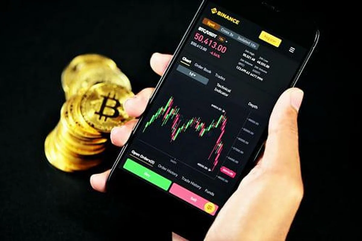 SafeMoon was a huge hit from the start and has remained a popular cryptocurrency ever since.